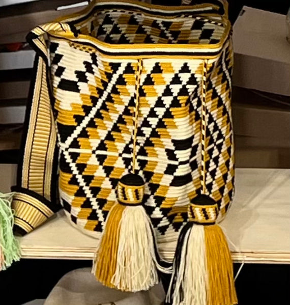 Wayuu Bag ~ CALARCA